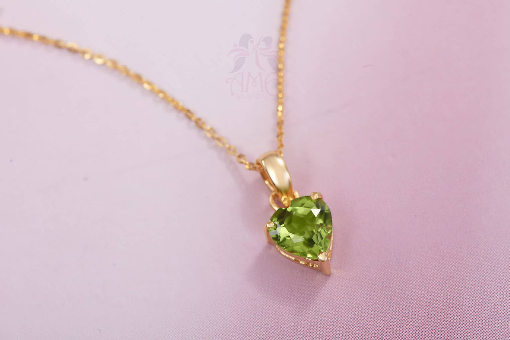 Mặt dây chuyền Vàng Đá quý tự nhiên Heart-cut Peridot Pendant Necklace in 14K Yellow Gold | AMEJewellery