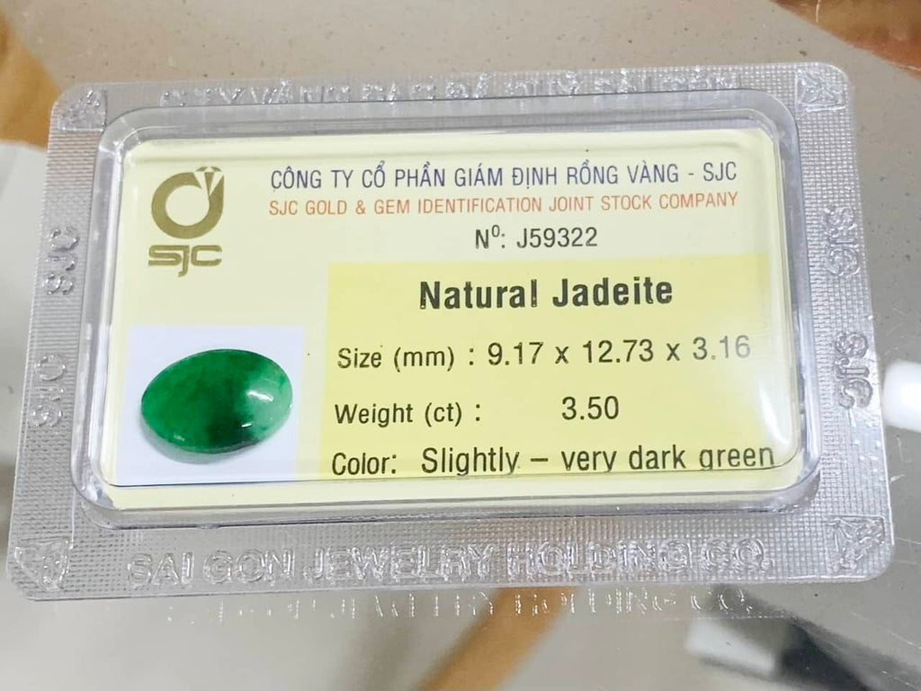 3.5 carat Oval cabochon Jadeite Jade | AME Jewellery