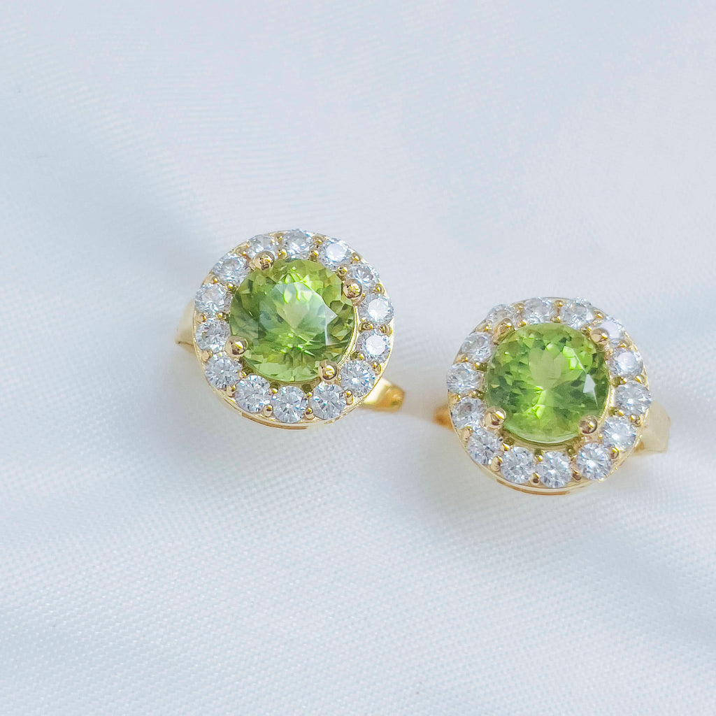 Bông tai Vàng Đá quý tự nhiên Peridot Halo English-Lock Earrings 14K Yellow Gold by AME Jewellery