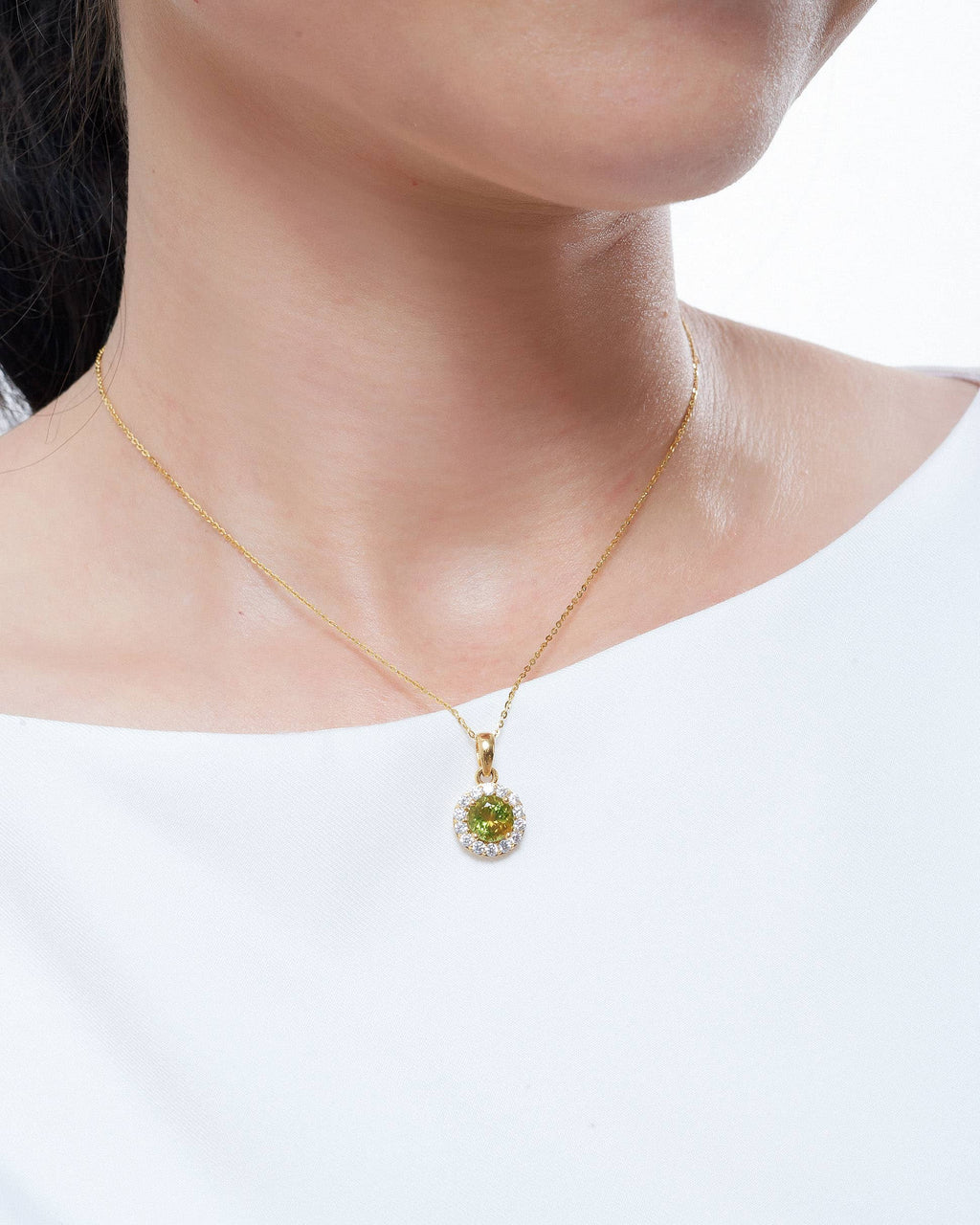 Mặt dây chuyền Vàng Đá quý tự nhiên Peridot Halo Pendant in 14K Yellow Gold by AMEJewellery