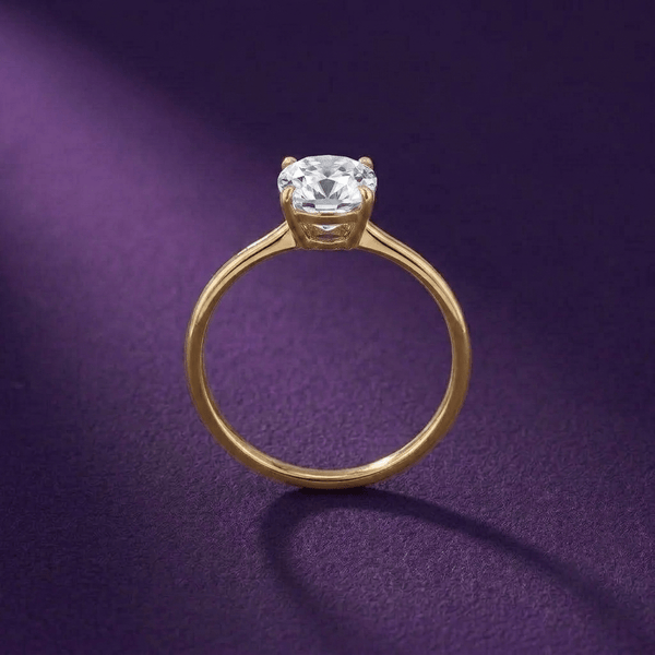 Bague à 4 griffes en or jaune 14K et topaze blanche naturelle - AME Jewellery.