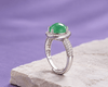 Bague en argent sterling et jadéite naturelle (翡翠, fěicuì) taille cabochon ronde - AME Jewellery.