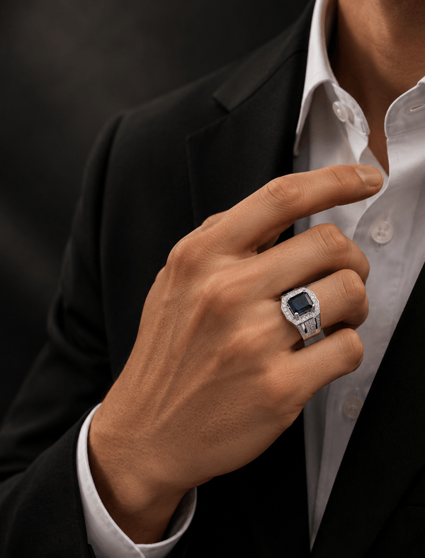 Bague homme en Argent sterling avec Saphir bleu rectangle par AME Jewellery.