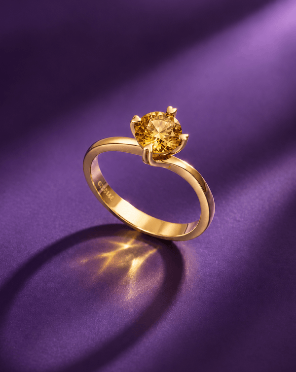 Bague solitaire torsadée en citrine naturelle en or jaune 14K - AME Jewellery.