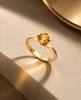 Bague solitaire torsadée en citrine naturelle en or jaune 14K - AME Jewellery.