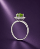 Bague halo carré en argent sterling avec péridot naturel par AME Jewellery.