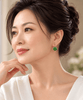 Boucles d'oreilles en or jaune 14 carats avec jade jadéite forme de demi-rondes par AME Jewellery pour femme. 