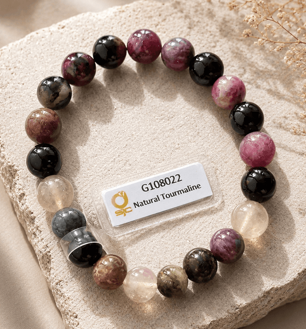 Découvrez l’élégance vibrante du Bracelet de Perles de tourmaline multicolores naturelles avec certification de pierres précieuses n° G108022 par AME Jewellery.