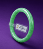 Bracelet jonc en Jade jadeite Birman de 52 mm d’AME Jewellery est plus qu'un simple bijou époustouflant.