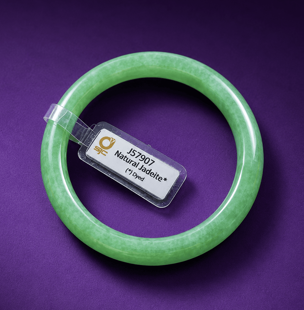 Bracelet jonc en Jade jadeite Birman de 52 mm d’AME Jewellery est plus qu'un simple bijou époustouflant