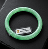 Bracelet jonc en Jade jadeite Birman de 53,3 mm d’AME Jewellery est plus qu'un simple bijou époustouflant