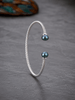 Bracelet jonc câble ouvert en argent sterling et perles de culture d’eau douce demi-rondes