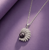 Collier pendentif en argent sterling avec perle de culture d'eau douce en forme de bouton de paon vert de 6,5 mm à 7 mm/9 mm par AME Jewellery pour femme.  