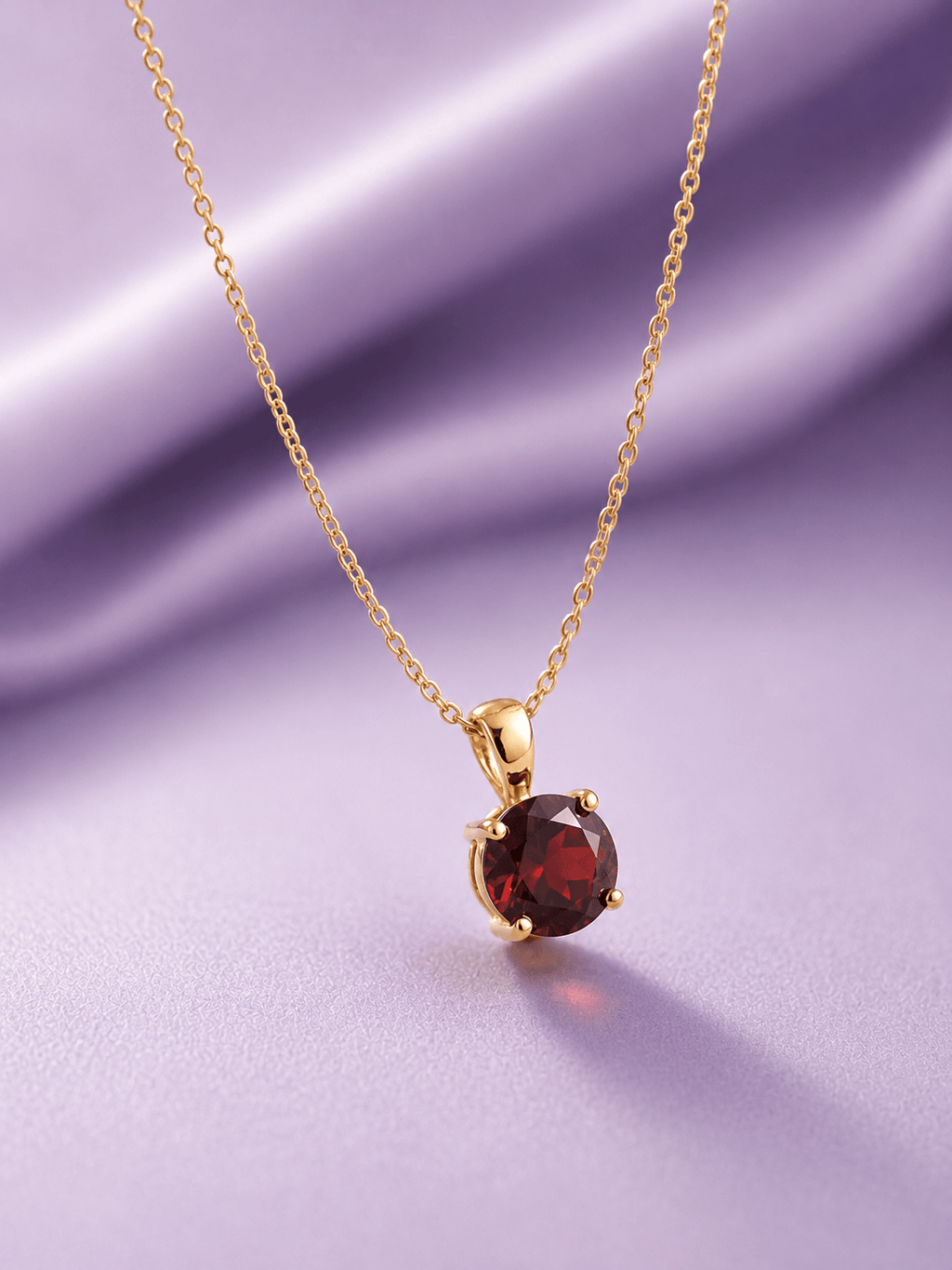 Pendentif en grenat rouge naturel en or jaune 14K - AME Jewellery.