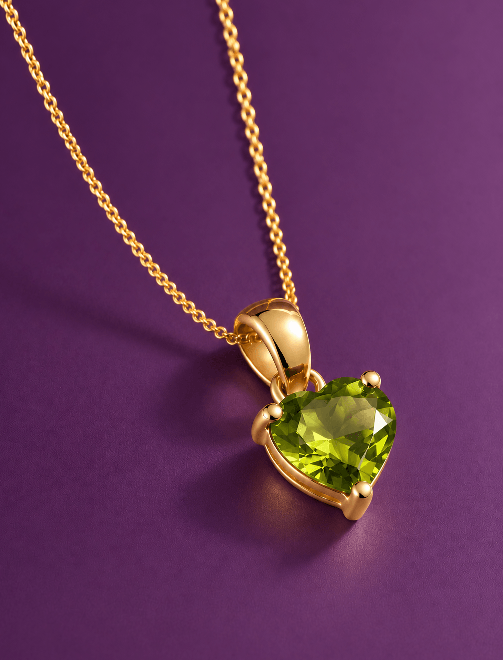 Collier pendentif en or jaune 14K avec péridot naturel taille cœur - AME Jewellery. 