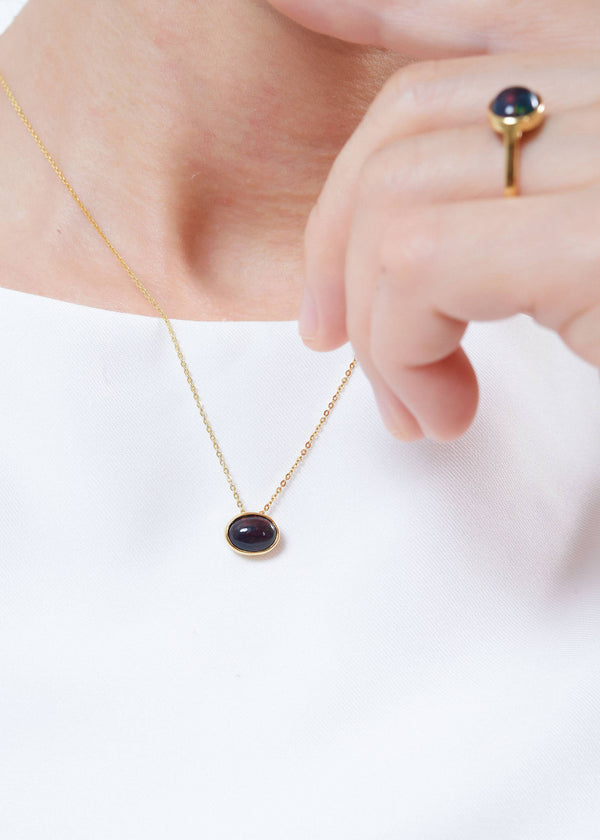 Mặt dây chuyền Vàng Đá quý tự nhiên Black Opal Bezel Pendant Necklace in 14K Yellow Gold | AME Jewellery