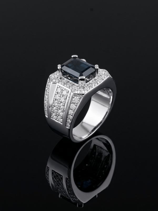 Make a bold and refined statement with this men's ring in sterling silver by AME Jewellery, featuring a natural rectangle-cut blue sapphire.