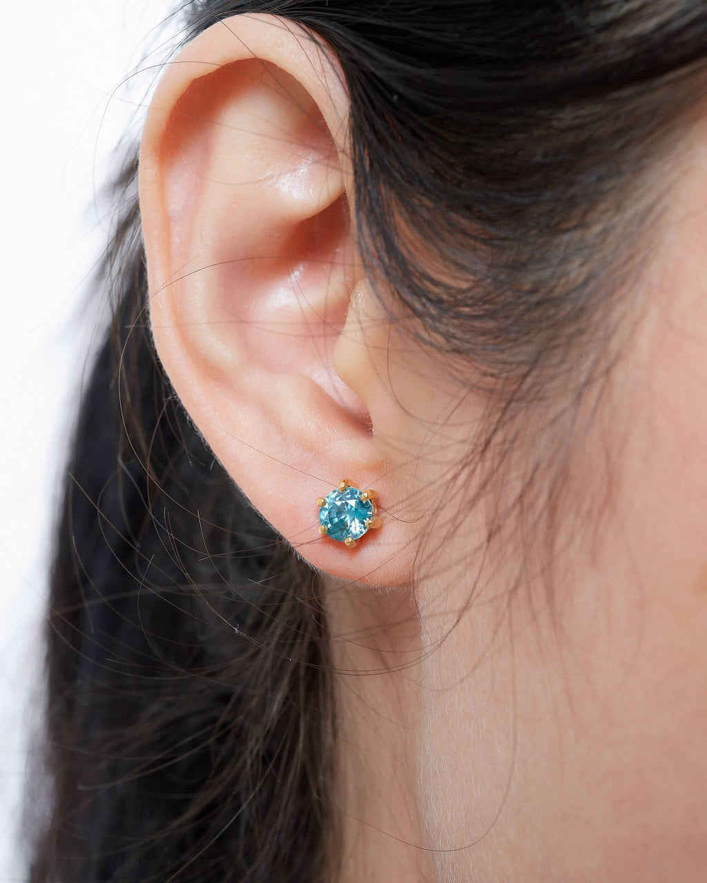 Bông tai Vàng Đá quý tự nhiên Blue Zircon 6-prong Earrings in 14K Yellow Gold by AME Jewellery