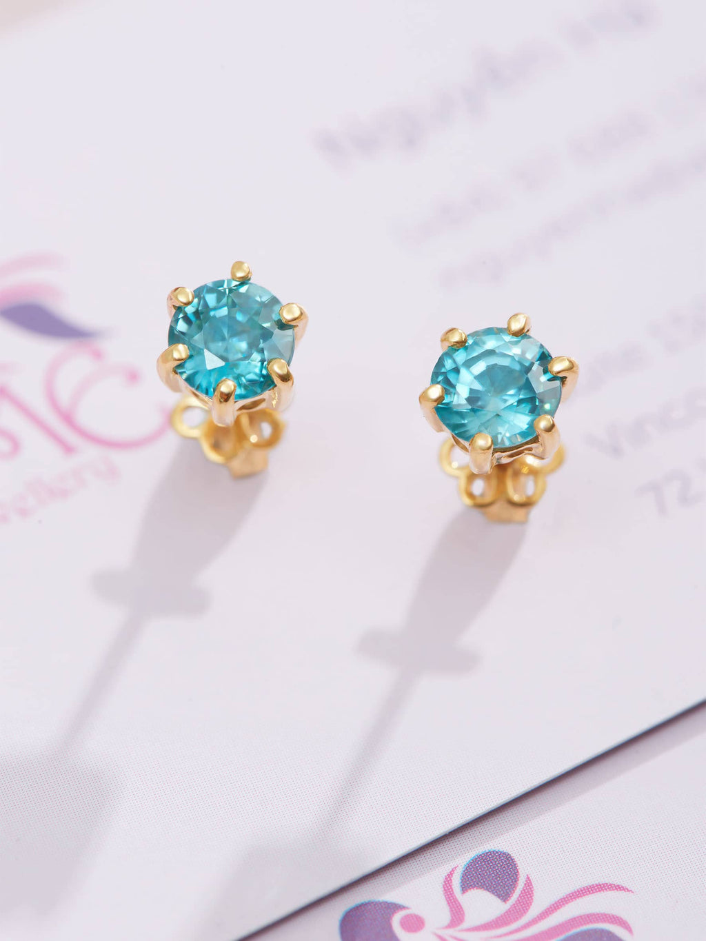 Bông tai Vàng Đá quý tự nhiên Blue Zircon 6-prong Earrings in 14K Yellow Gold by AME Jewellery