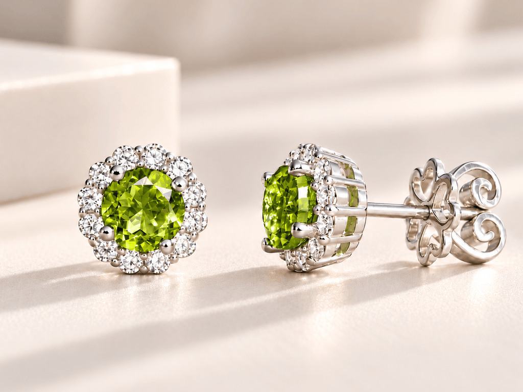 Bông tai đá quý tự nhiên halo Peridot 5mm - AME Jewllery