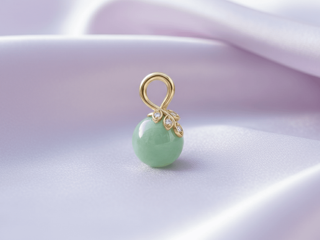 Mặt dây chuyền Vàng Đá quý thiên nhiên Cẩm thạch Burmese Green Jadeite Jade Leaf Pendant in 14K Yellow Gold by AME Jewellery