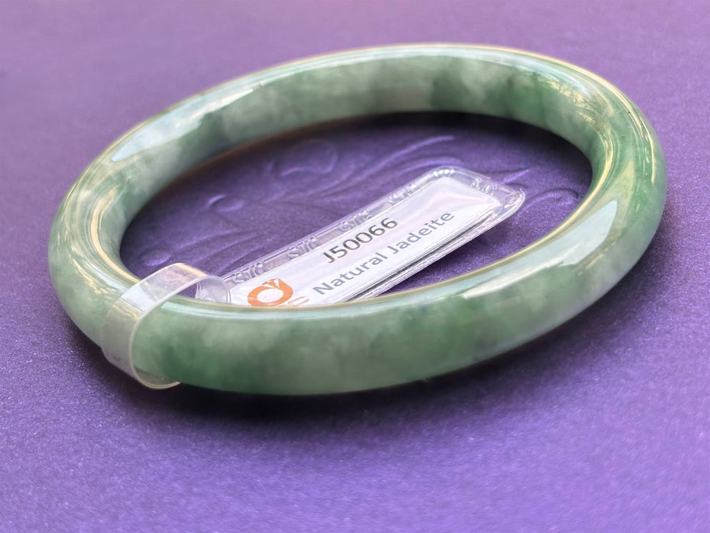 Vòng Cẩm Thạch thiên nhiên Miến Điện. Myanmar Natural Jadeite Jade Bangle. AME Jewellery