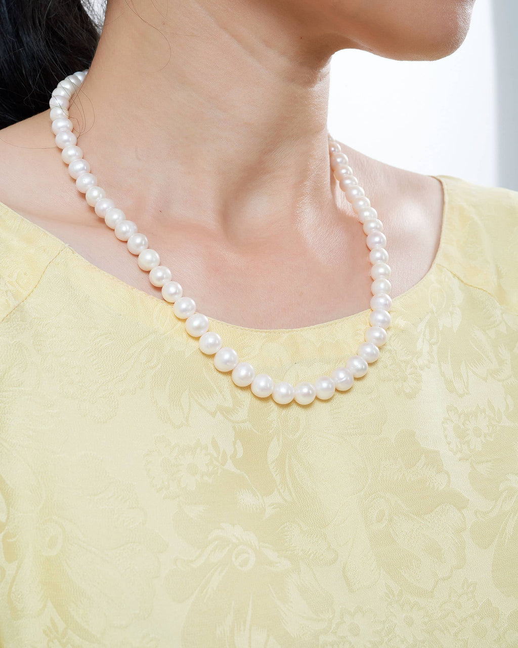 Vòng cổ Chuỗi Ngọc trai trắng White Pearl Strand Necklace by AME Jewellery