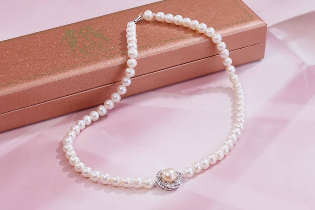 Vòng đeo cổ chuỗi Ngọc trai trắng | White Pearl Strand Necklace by AME Jewellery