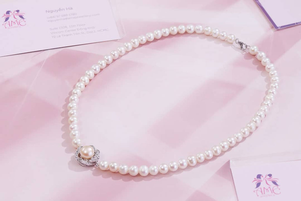 Vòng đeo cổ chuỗi Ngọc trai trắng | White Pearl Strand Necklace by AME Jewellery