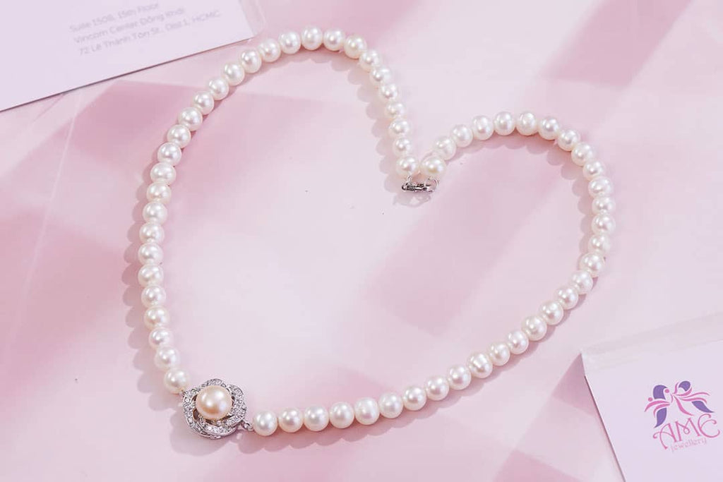 Vòng đeo cổ chuỗi Ngọc trai trắng | White Pearl Strand Necklace by AME Jewellery