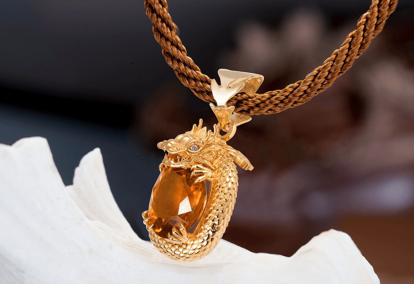 Mặt dây Nam Rồng Vàng Đá quý tự nhiên Cushion-cut Citrine Dragon Men's Pendant in 14K Yellow Gold by AME Jewellery