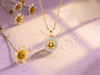 Collier pendentif halo en or jaune 14K avec citrine naturelle par AME Jewellery