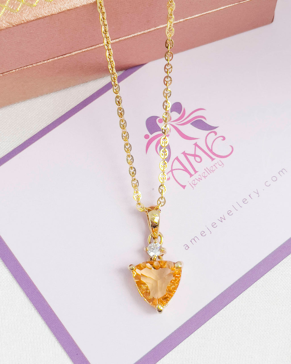  Mặt dây chuyền Vàng Đá quý thiên nhiên Triangle-cut Citrine Pendant Necklace in 14K Yellow Gold by AME Jewellery