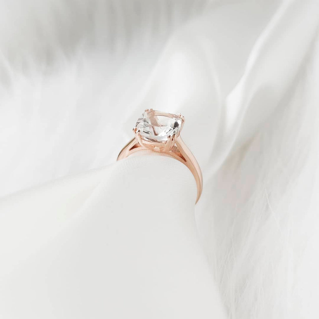 Nhẫn Vàng Hồng Đá quý tự nhiên Colorless Cushion Topaz Ring 14K Rose Gold by AME Jewellery