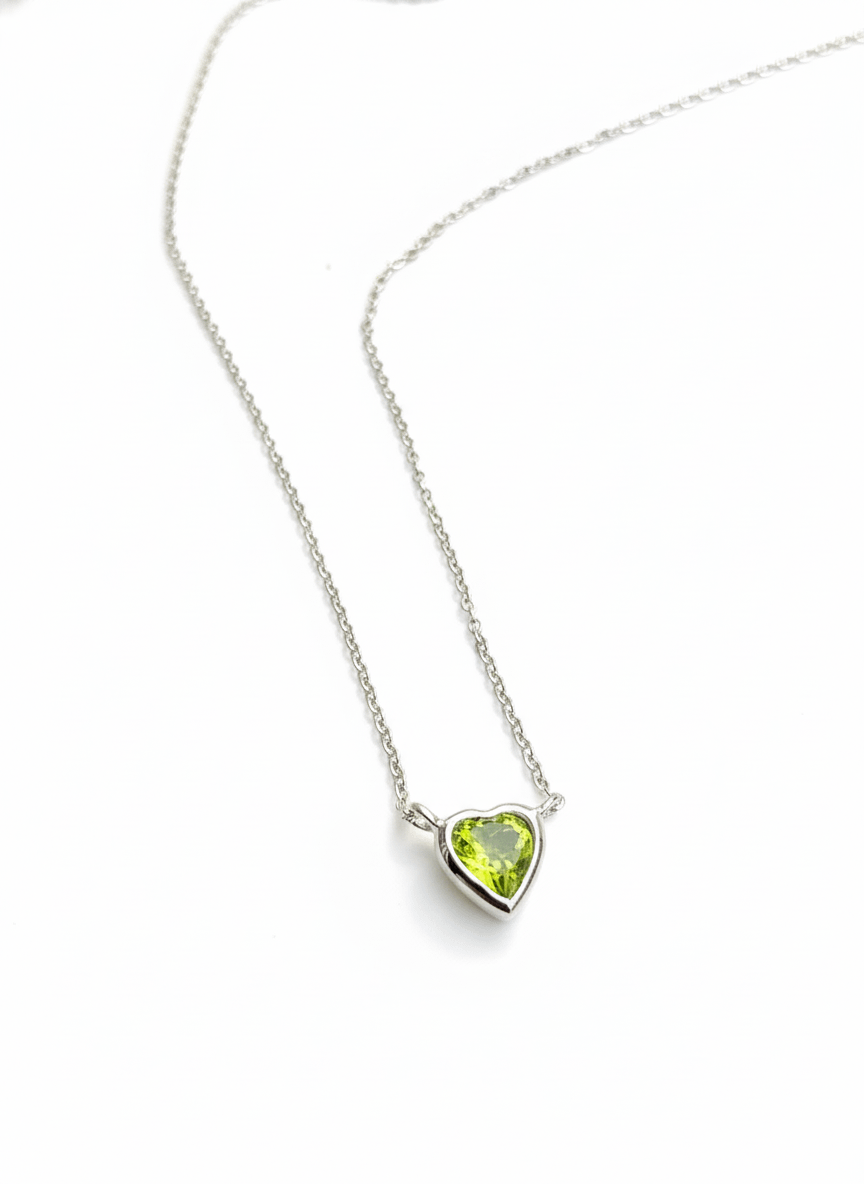 Dây chuyền Đá quý thiên nhiên Heart-cut Peridot Solitaire Bezel Chain Necklace in Sterling Silver by AME Jewellery