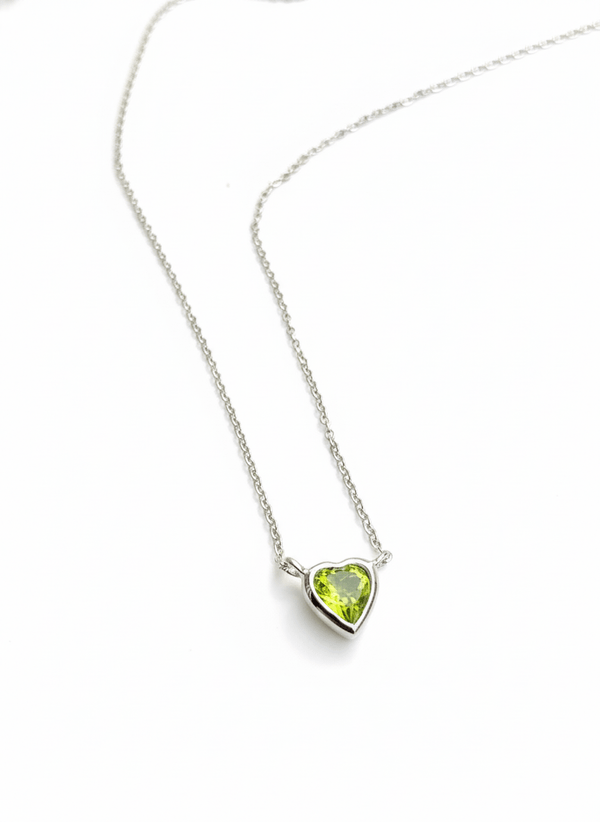 Dây chuyền Đá quý thiên nhiên Heart-cut Peridot Solitaire Bezel Chain Necklace in Sterling Silver by AME Jewellery