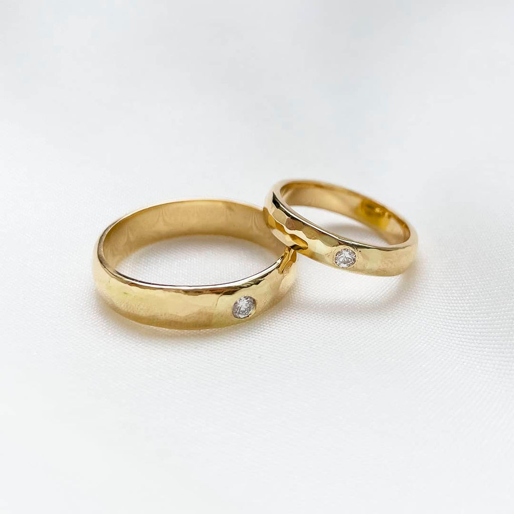 Diamond Hand-Carved Wedding Rings 18K Yellow Gold | AME Jewellery