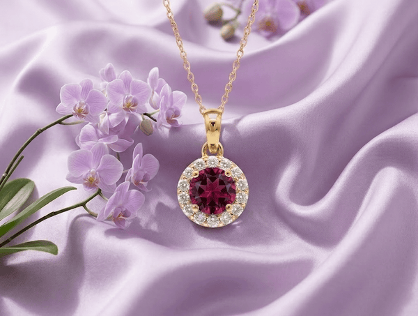 Mặt dây chuyền vàng đá quý tự nhiên Natural Garnet Halo Pendant Necklace in 14K Yellow Gold by AME Jewellery