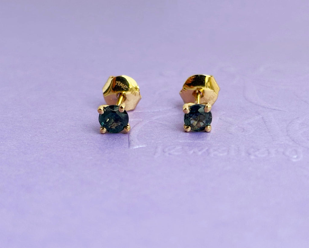 Bông tai Vàng Đá quý thiên nhiên Green Sapphire Earrings in 14K Yellow Gold by AME Jewellery