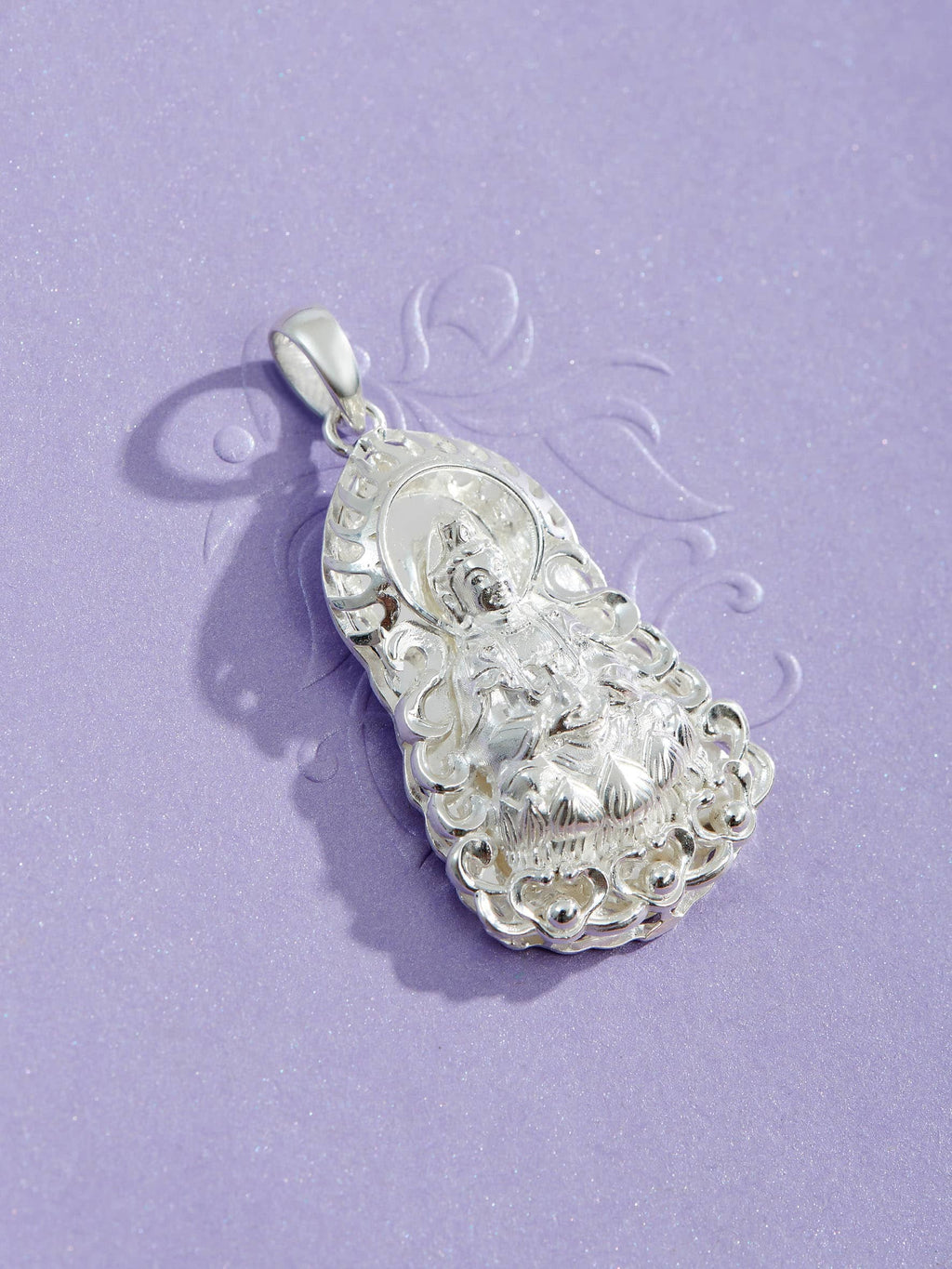 Mặt dây Phật Bà Quan Âm | Guanyin Buddha Pendant by AME Jewellery