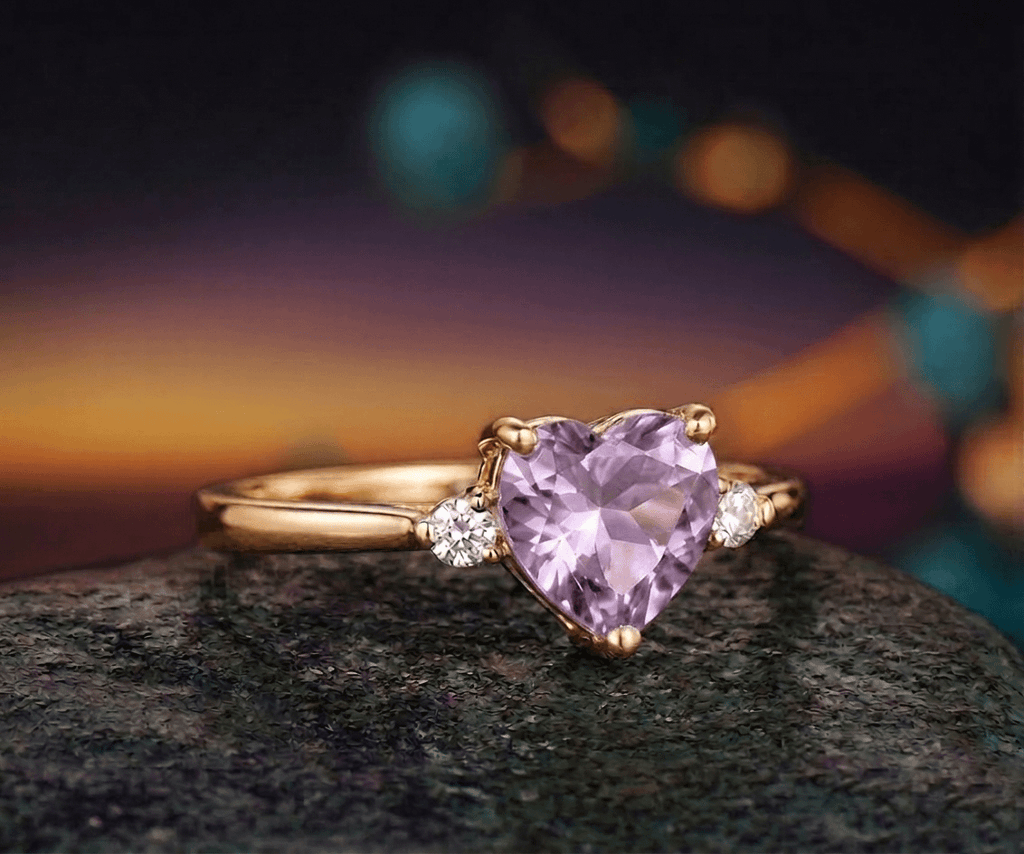 Nhẫn vàng đá quý tự nhiên Natural Heart-cut Amethyst Ring in 14K Yellow Gold by AME Jewellery