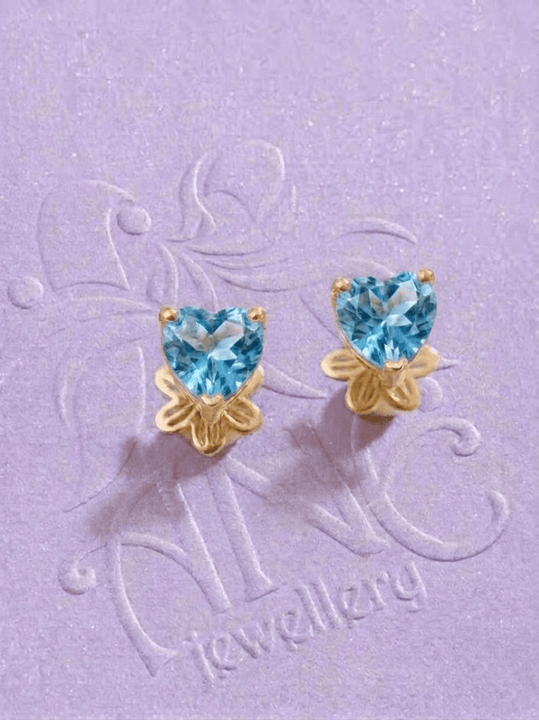 Bông tai Vàng đá quý tự nhiên Natural Heart-cut Blue Topaz Earrings in 14K yellow gold by AME Jewellery