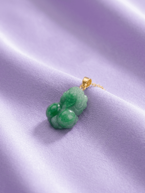 Mặt dây Vàng 14K Tỳ hưu đá Cẩm thạch thiên nhiên | Myanmar Carved Pixiu Jadeite Jade Gold Pendant | AME Jewellery Jewellery