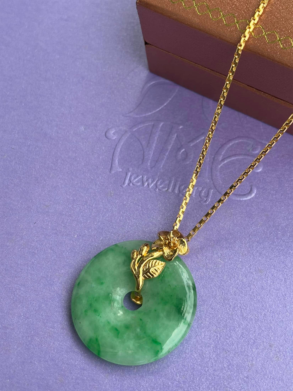 Mặt dây Vàng 14K Đồng Điếu Cẩm thạch | Donut Circle Jadeite Jade Gold Pendant | AME Jewellery