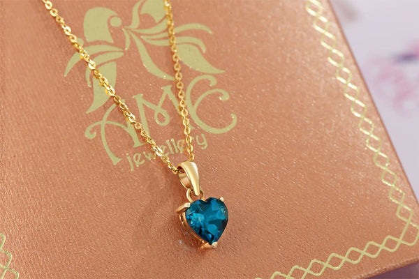 Mặt dây chuyền Vàng Đá quý tự nhiên Heart cut London Blue Topaz Pendant 14K Yellow Gold by AME Jewellery