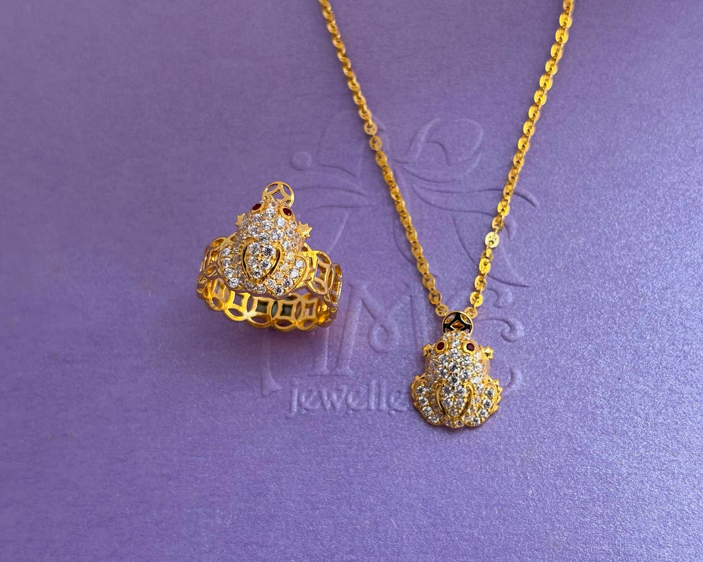 Bộ Trang sức Vàng 14K Cóc ngậm tiền Thiềm Thừ | Lucky Money Frog or Money Toad Jewelry Set in Yellow Gold by AME Jewellery