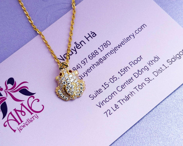 Mặt dây chuyền Vàng 14K Cóc ngậm tiền Thiềm Thừ | Lucky Money Frog or Money Toad Pendant Necklace in Yellow Gold by AME Jewellery