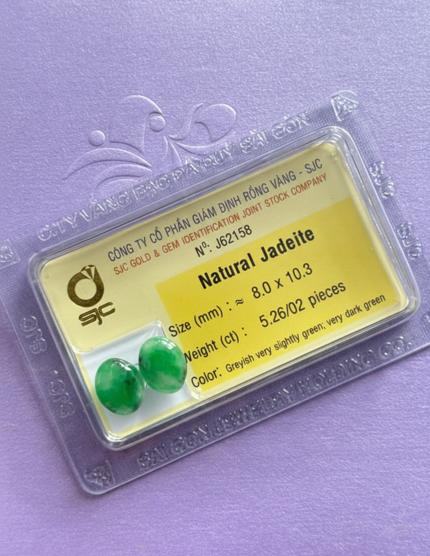 Natural oval Jadeite jade 10x8mm certificate - AME Jewellery