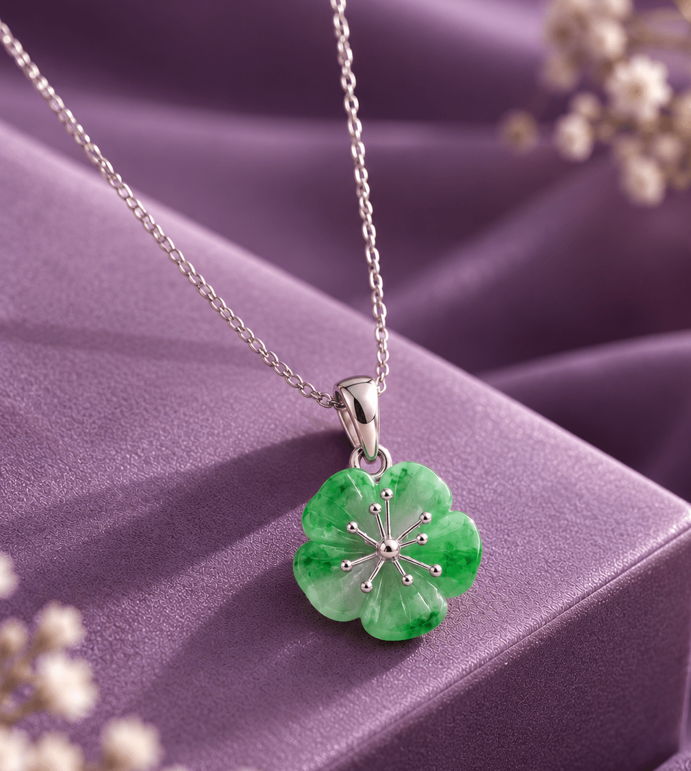 Mặt dây cẩm thạch tự nhiên chạm khắc Hoa Mai - AME Jewellery