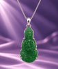 Pendentif en Bouddha Guanyin en jadéite (翡翠 Fěicuì) naturelle - AME Jewellery.